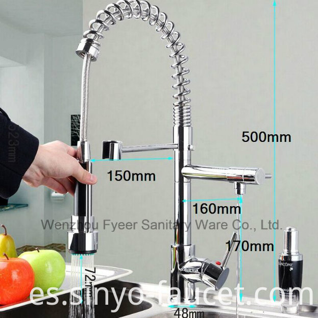 Small Size Pull-out Spray 3 Color LED Kitchen Faucet (QH0783SF)